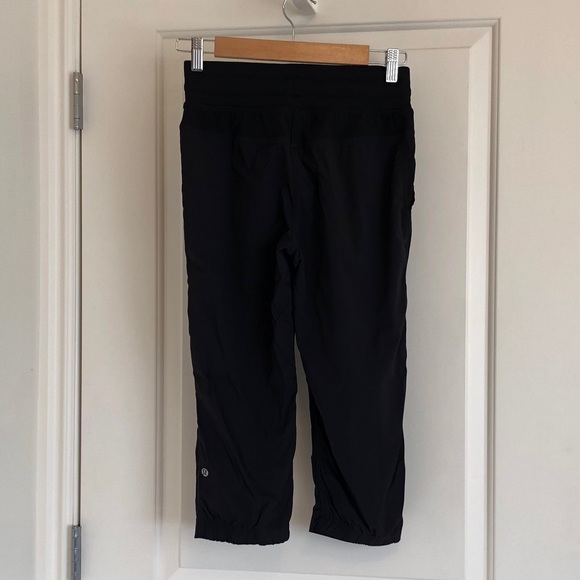 Lululemon Studio Crop II - Picture 4 of 6